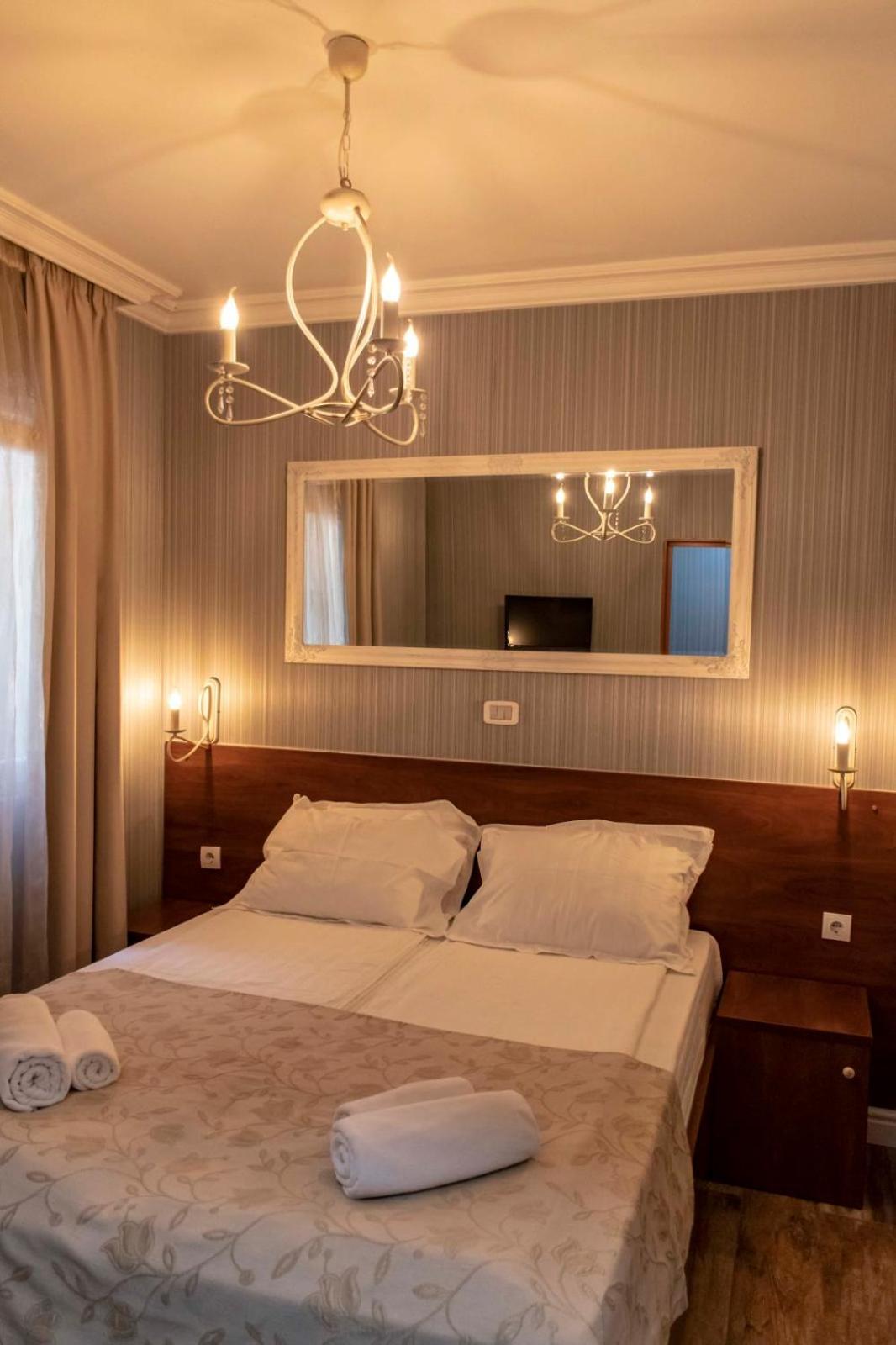 Mali Hotel Porat Budva Quarto foto